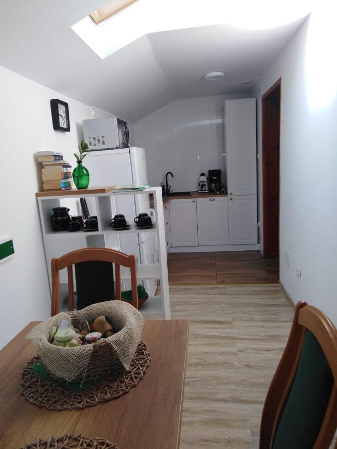 Czytelnia W Sadzie Villa Krzykawka Exteriör bild